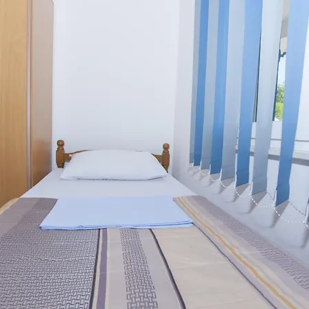 Apartment With A Parking Space Sumartin, Brac - 17267 *