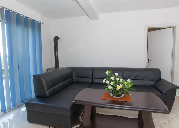 With A Parking Space Sumartin, Brac - 17267 Apartment